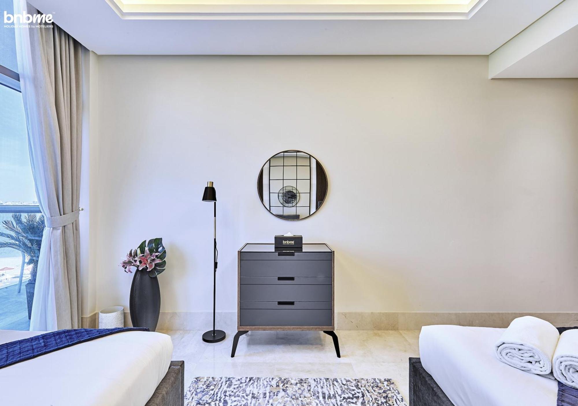 Bnbme - Th8 Palm Hotel 두바이 외부 사진